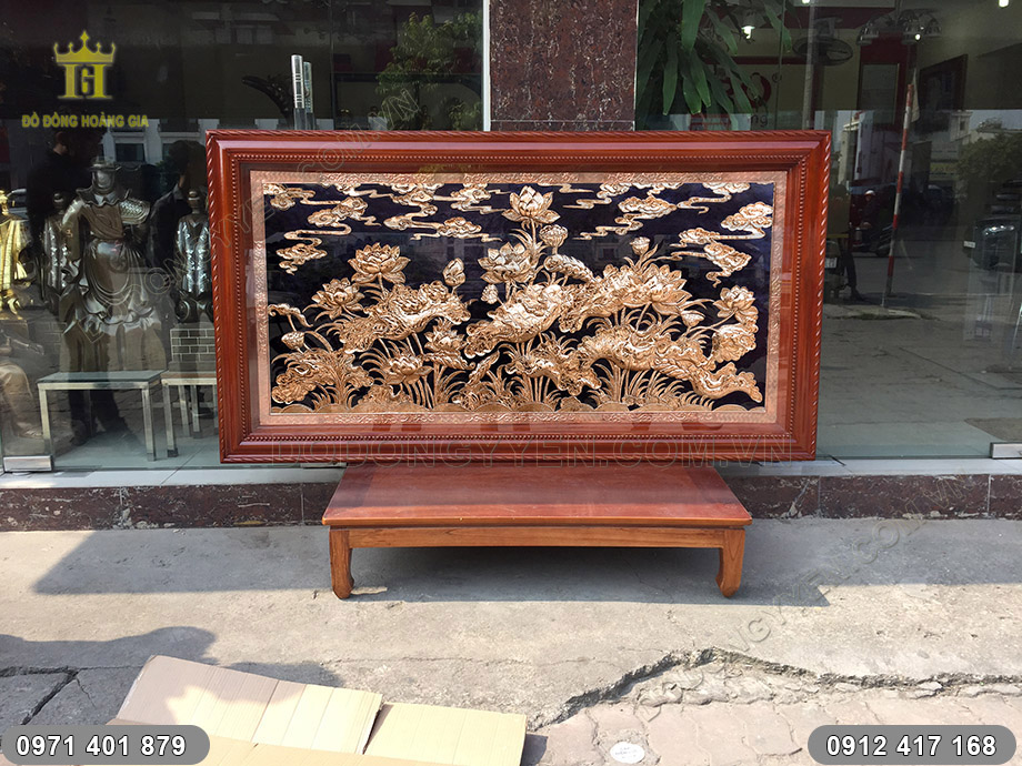 tranh đồng hoa sen mạ v&agrave;ng 24k